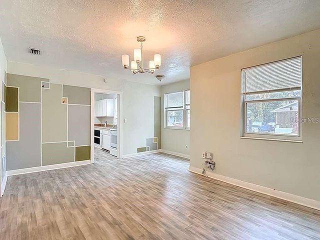 1008 E 24TH AVENUE, Tampa, FL 33605