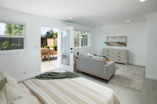 933 Foxridge Way, San Jose, CA 95133