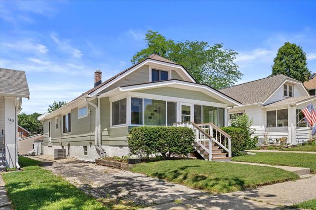 140 S Hartwell AVENUE, Waukesha, WI 53186