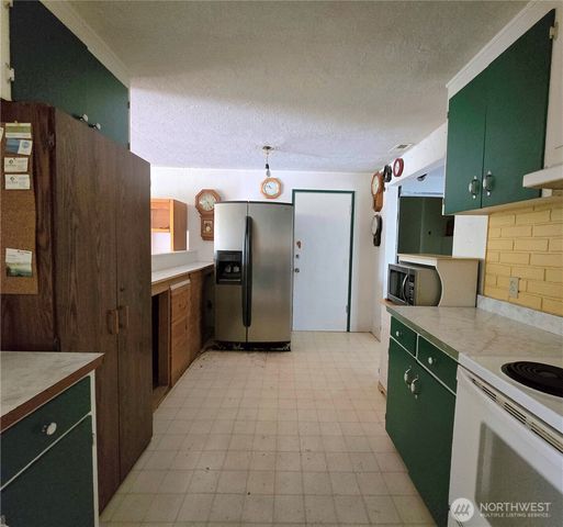 2216 Pershing Street, Aberdeen, WA 98520