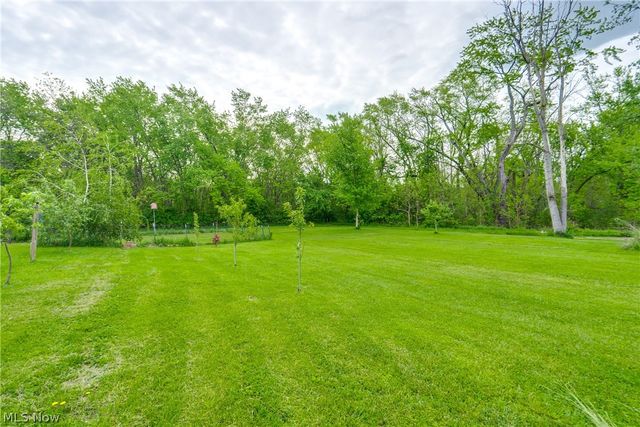 1682 S County Line Road, Geneva, OH 44041