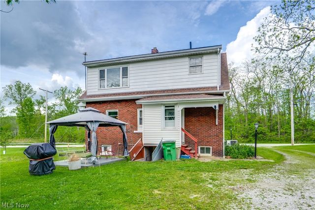 1682 S County Line Road, Geneva, OH 44041