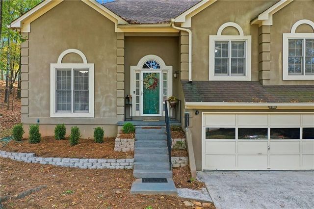 945 Club Chase Court, Roswell, GA 30076