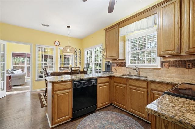 945 Club Chase Court, Roswell, GA 30076