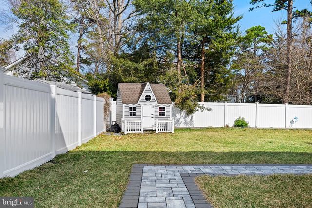 814 LINCOLN AVE, Pine Beach, NJ 08741