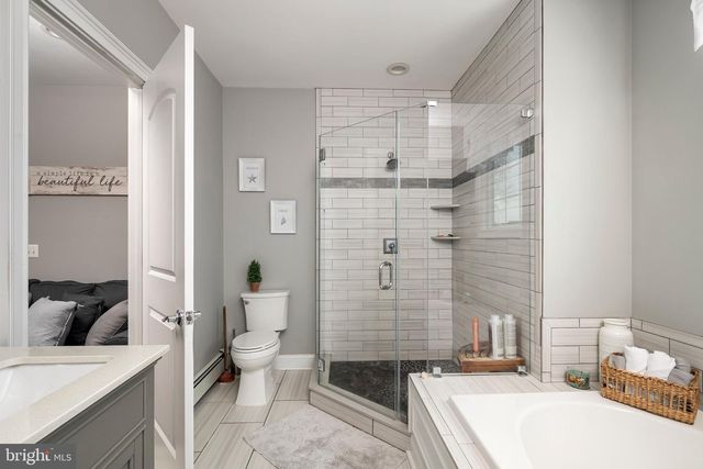 814 LINCOLN AVE, Pine Beach, NJ 08741