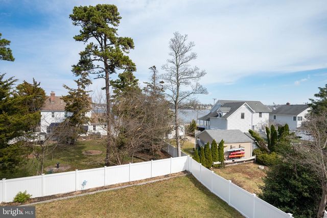 814 LINCOLN AVE, Pine Beach, NJ 08741