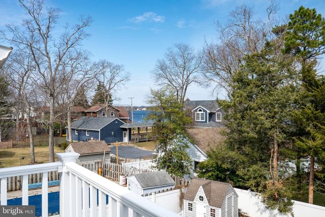 814 LINCOLN AVE, Pine Beach, NJ 08741