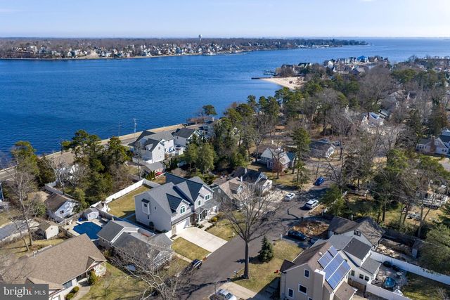 814 LINCOLN AVE, Pine Beach, NJ 08741