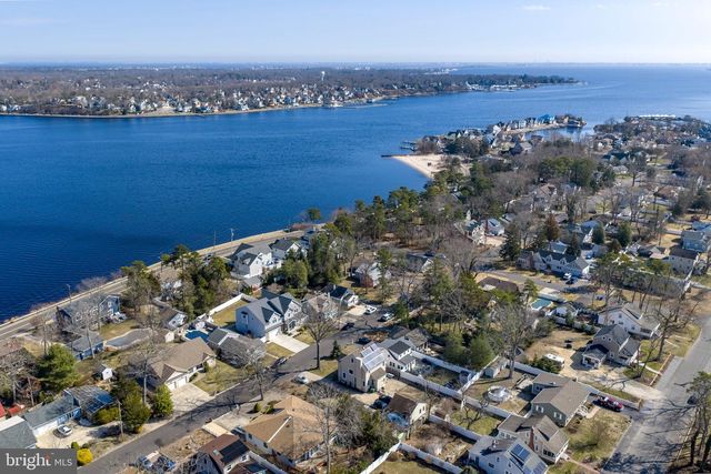 814 LINCOLN AVE, Pine Beach, NJ 08741