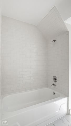 228 E 82nd Street, Indianapolis, IN 46240