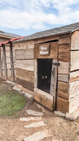 31338 Dahlem Drive, Exeter, CA 93221