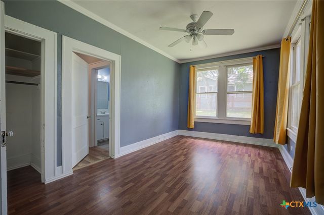 262 Clemens Avenue, New Braunfels, TX 78130