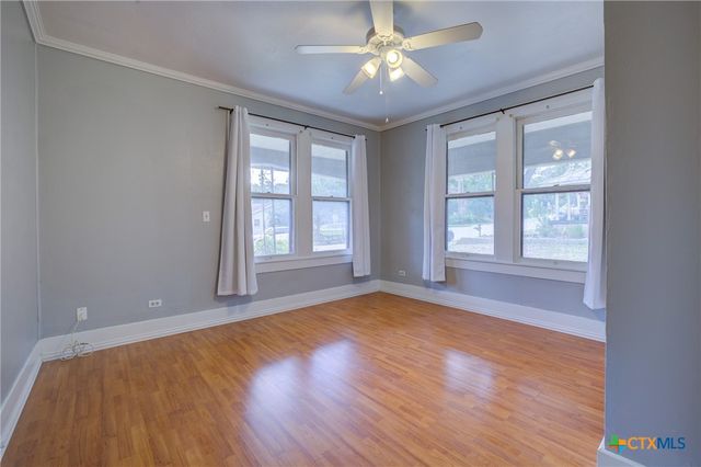 262 Clemens Avenue, New Braunfels, TX 78130
