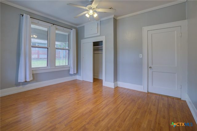 262 Clemens Avenue, New Braunfels, TX 78130
