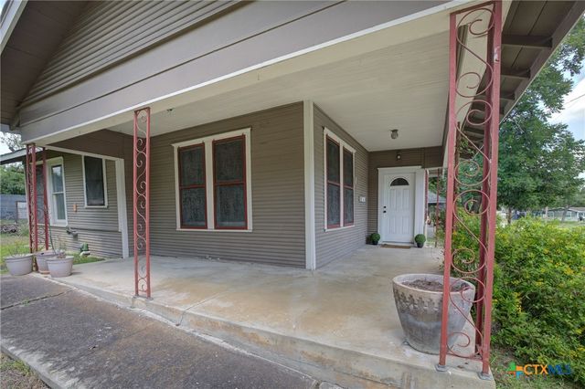 262 Clemens Avenue, New Braunfels, TX 78130