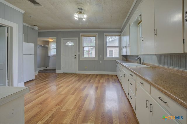 262 Clemens Avenue, New Braunfels, TX 78130