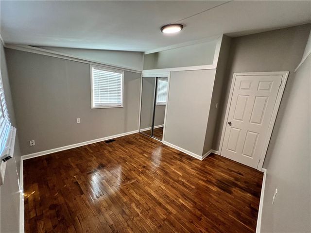 1224 S Delaware Avenue, Independence, MO 64055