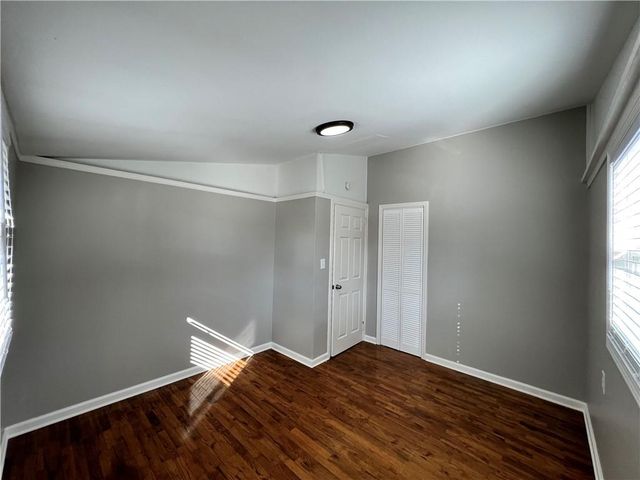 1224 S Delaware Avenue, Independence, MO 64055