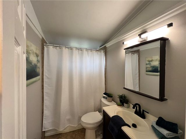 1224 S Delaware Avenue, Independence, MO 64055