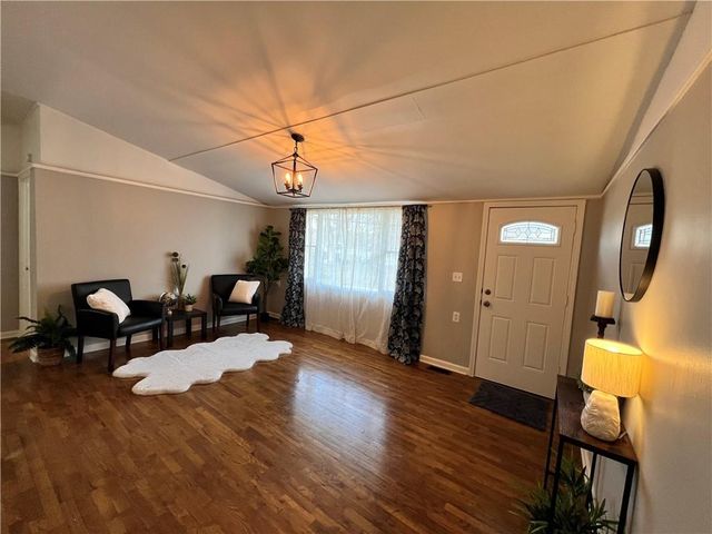 1224 S Delaware Avenue, Independence, MO 64055