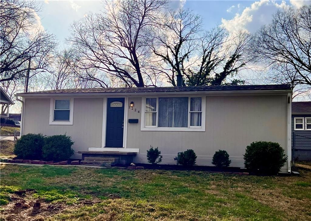 1224 S Delaware Avenue, Independence, MO 64055