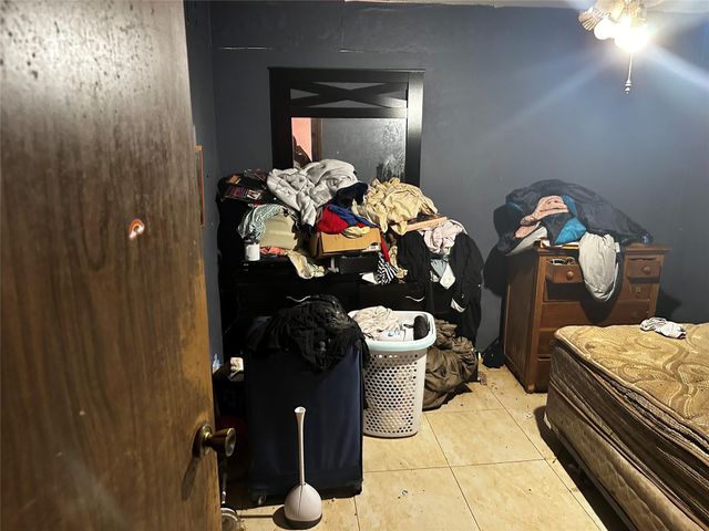 321 Olive Street, Huntsville, TX 77340