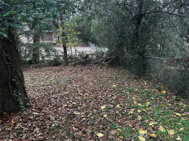 321 Olive Street, Huntsville, TX 77340