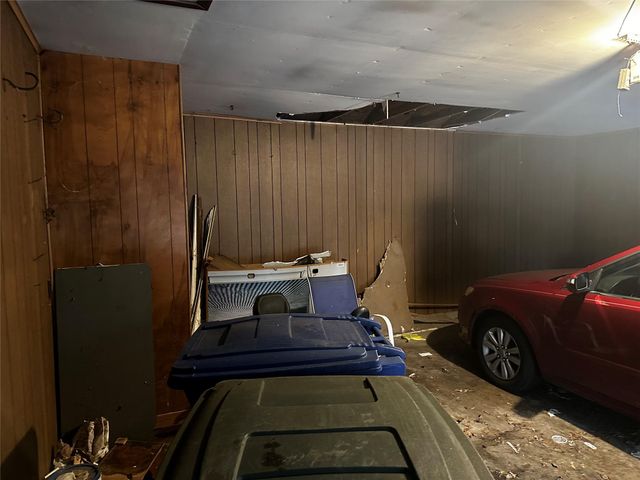 321 Olive Street, Huntsville, TX 77340