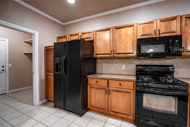 627 W Washington Street, Piedmont, OK 73078