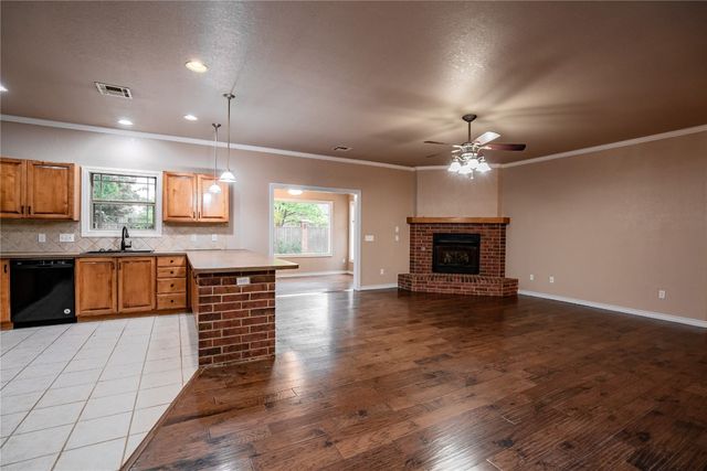 627 W Washington Street, Piedmont, OK 73078