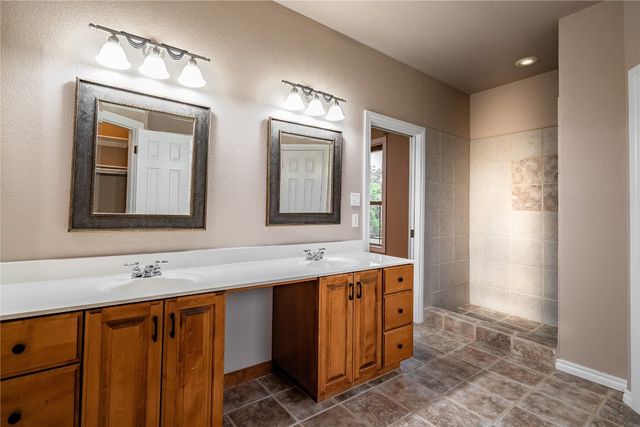 627 W Washington Street, Piedmont, OK 73078