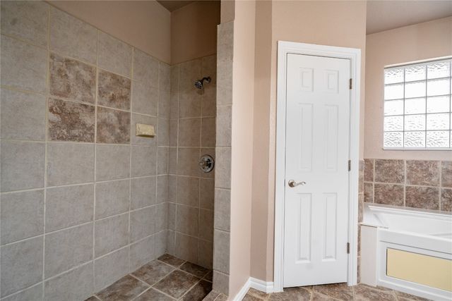 627 W Washington Street, Piedmont, OK 73078