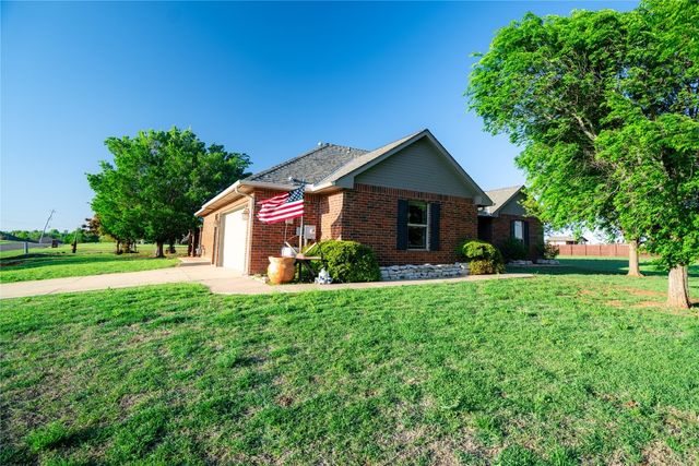 627 W Washington Street, Piedmont, OK 73078