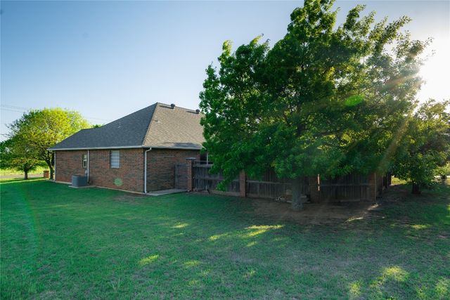 627 W Washington Street, Piedmont, OK 73078