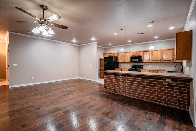 627 W Washington Street, Piedmont, OK 73078