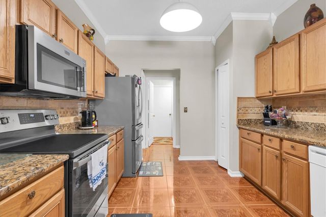 19714 WYNDHAM LAKES DRIVE, Odessa, FL 33556