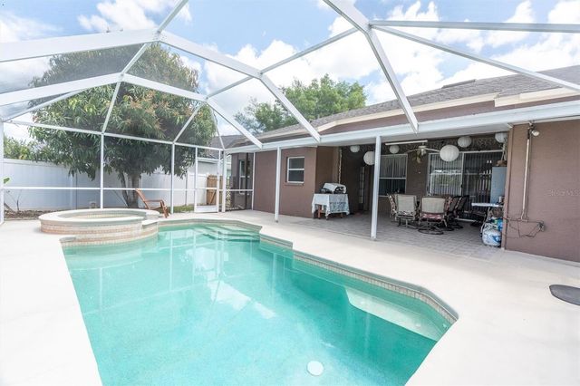 19714 WYNDHAM LAKES DRIVE, Odessa, FL 33556