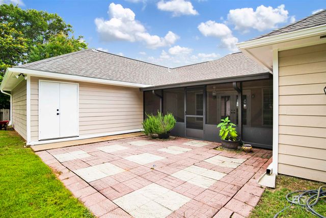 9825 Fairway Drive, Foley, AL 36535