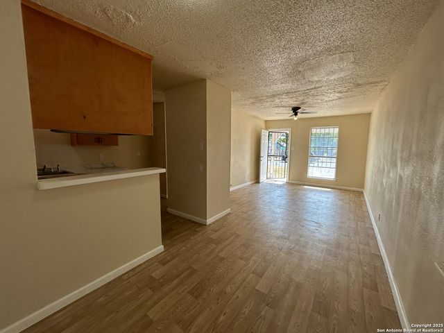 923 F St, San Antonio, TX 78220