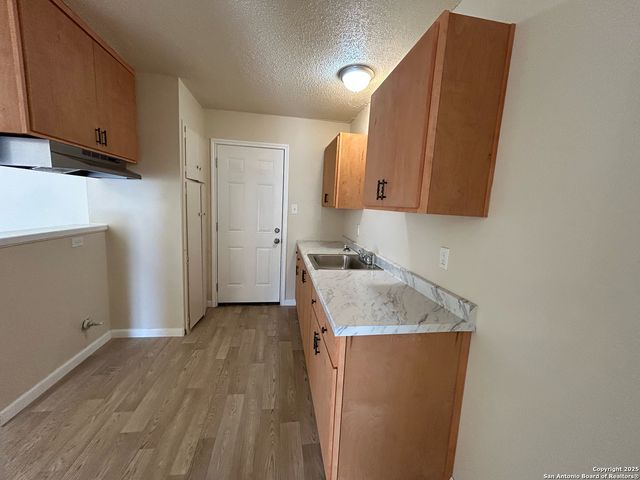 923 F St, San Antonio, TX 78220