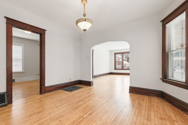 1222 6th Street NE, Minneapolis, MN 55413