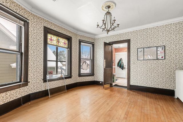 1222 6th Street NE, Minneapolis, MN 55413