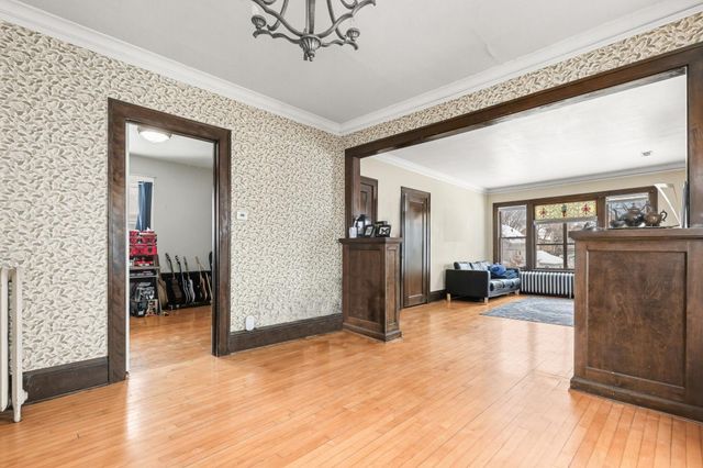 1222 6th Street NE, Minneapolis, MN 55413