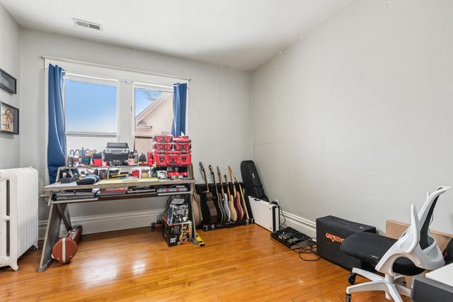 1222 6th Street NE, Minneapolis, MN 55413