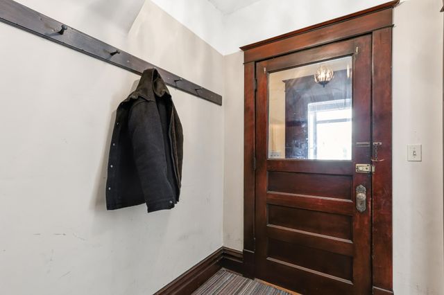 1222 6th Street NE, Minneapolis, MN 55413