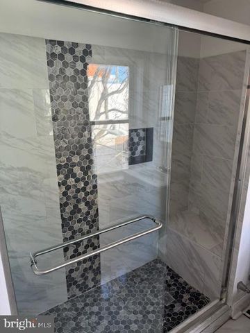 2811 E VENANGO ST, Philadelphia, PA 19134