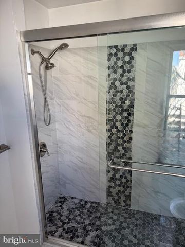 2811 E VENANGO ST, Philadelphia, PA 19134