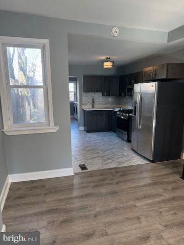 2811 E VENANGO ST, Philadelphia, PA 19134
