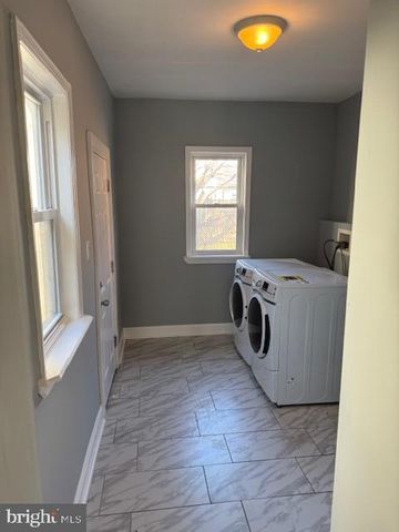 2811 E VENANGO ST, Philadelphia, PA 19134
